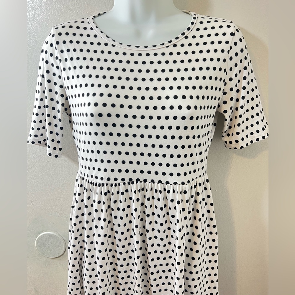 ORANGE CREEK Black and White Polka Dot Short Sleeve Fit and Flare Small Dress - Picture 3 of 8